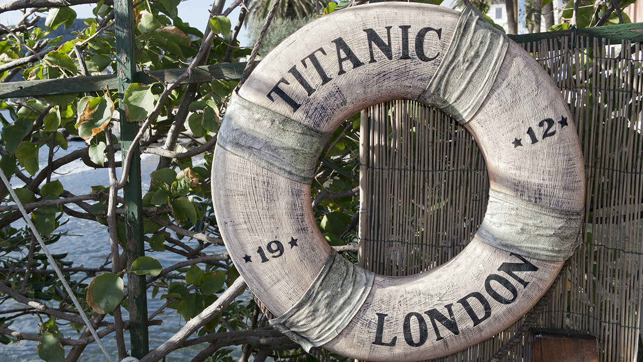 rsm titanic 1912 life buoy